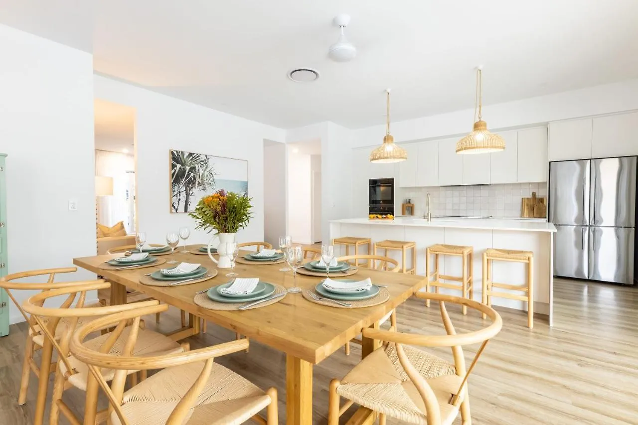 Tranquil Whitehaven Retreat In Mooloolaba Villa Holiday home