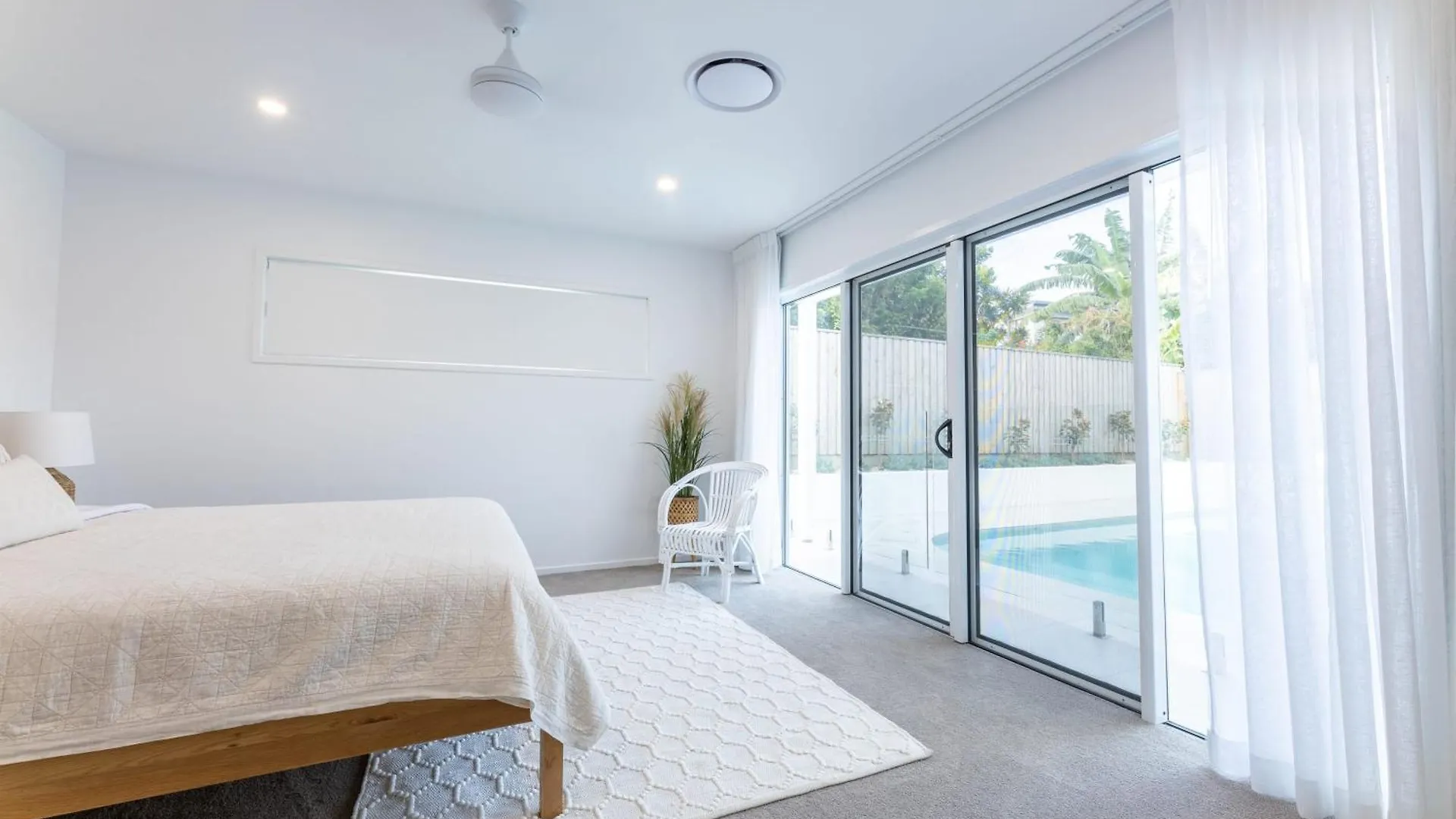 Tranquil Whitehaven Retreat In Mooloolaba Villa Holiday home
