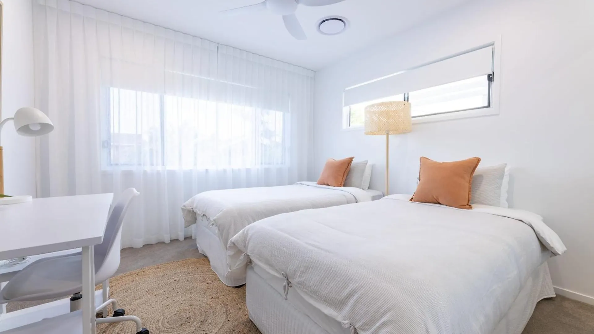 Tranquil Whitehaven Retreat In Mooloolaba Villa