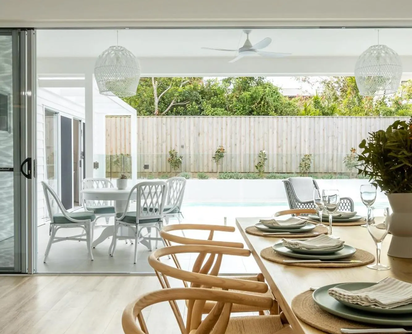 Tranquil Whitehaven Retreat In Mooloolaba Villa